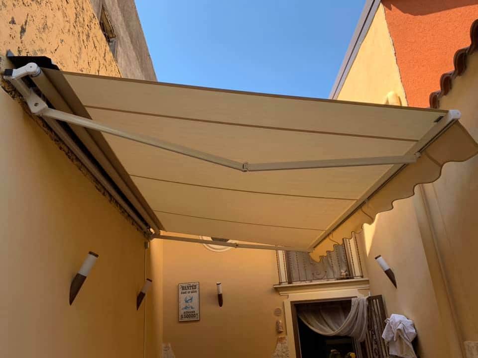 Tenda da sole a caduta