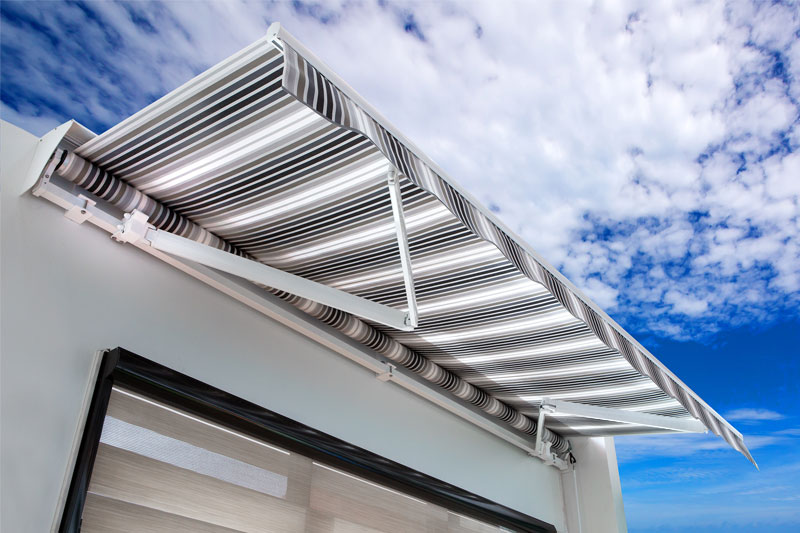 Tenda da sole a bracci estensibili